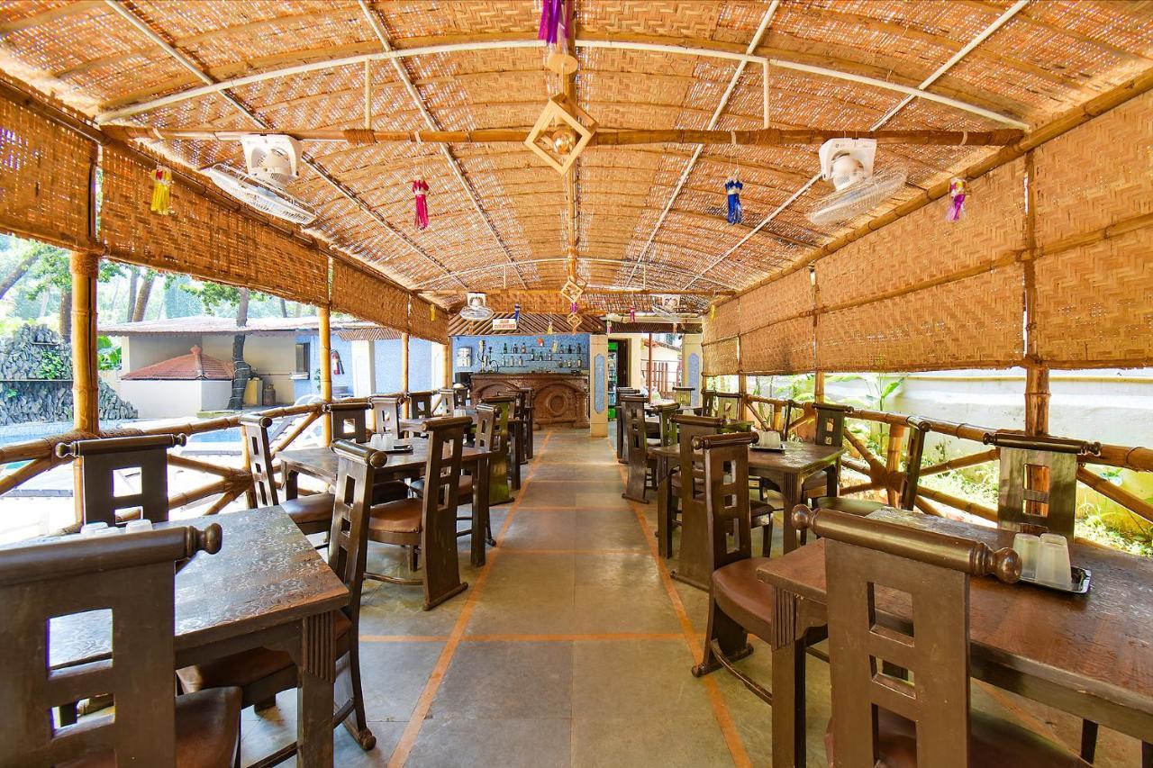 Resort Fabexpress Kris Calangute